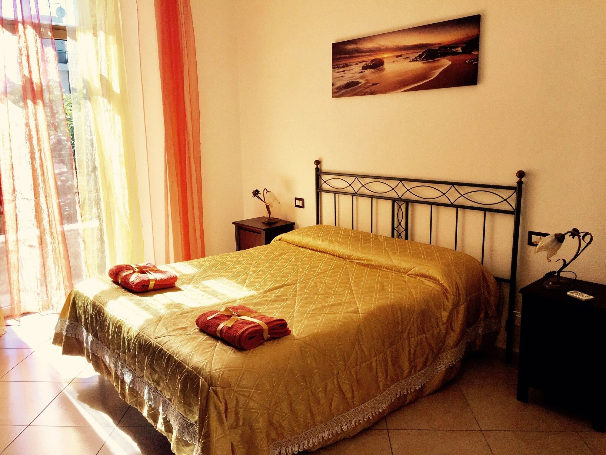 Aloha House Pensión Formia